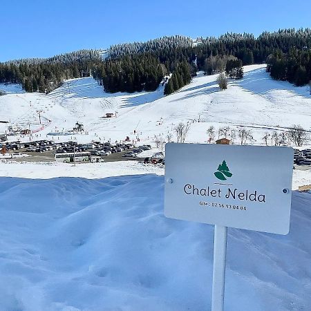 Gîte avec terrasse et vue sur la montagne - ChaletNelda com Lamoura Extérieur photo