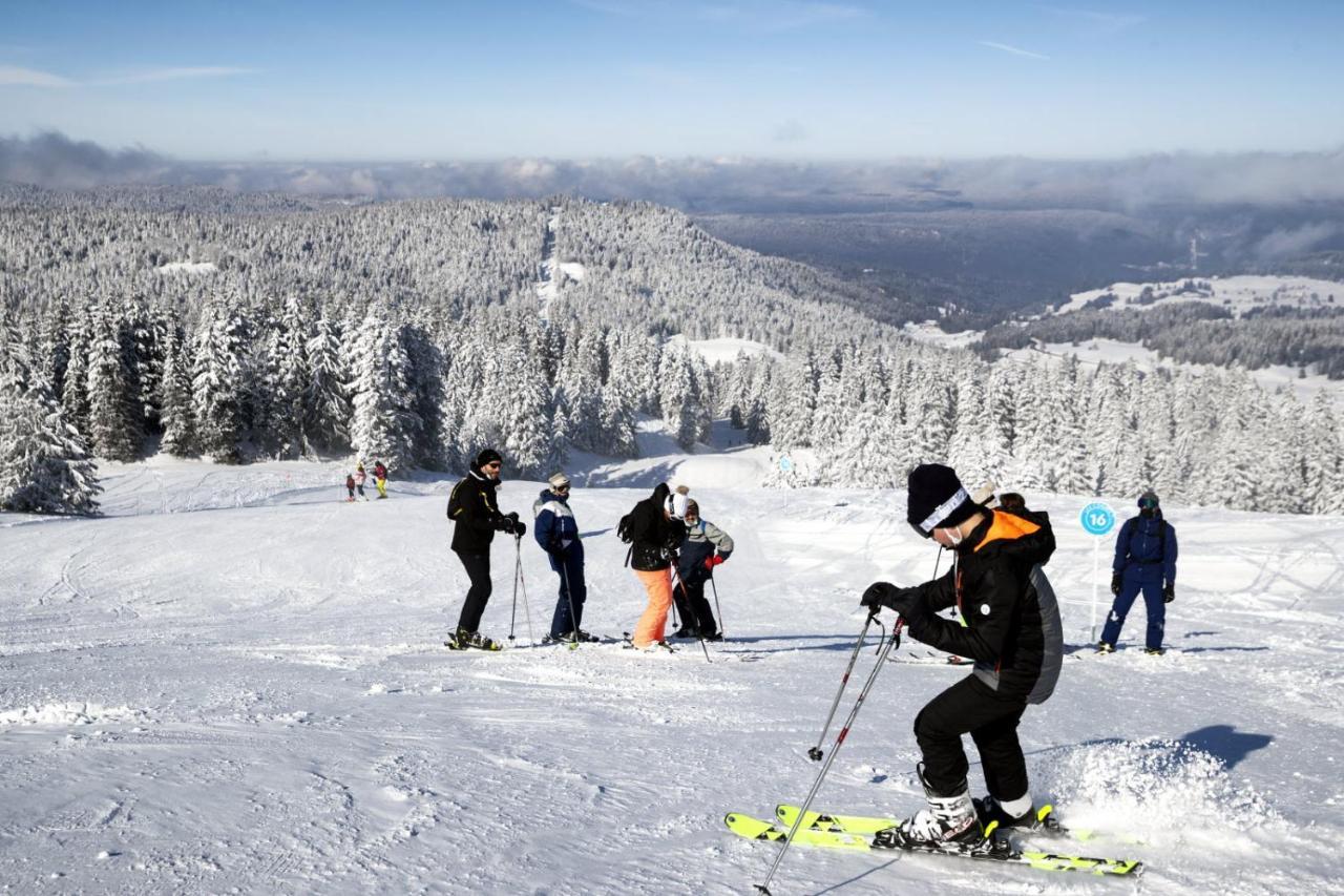 Gîte avec terrasse et vue sur la montagne - ChaletNelda com Lamoura Extérieur photo